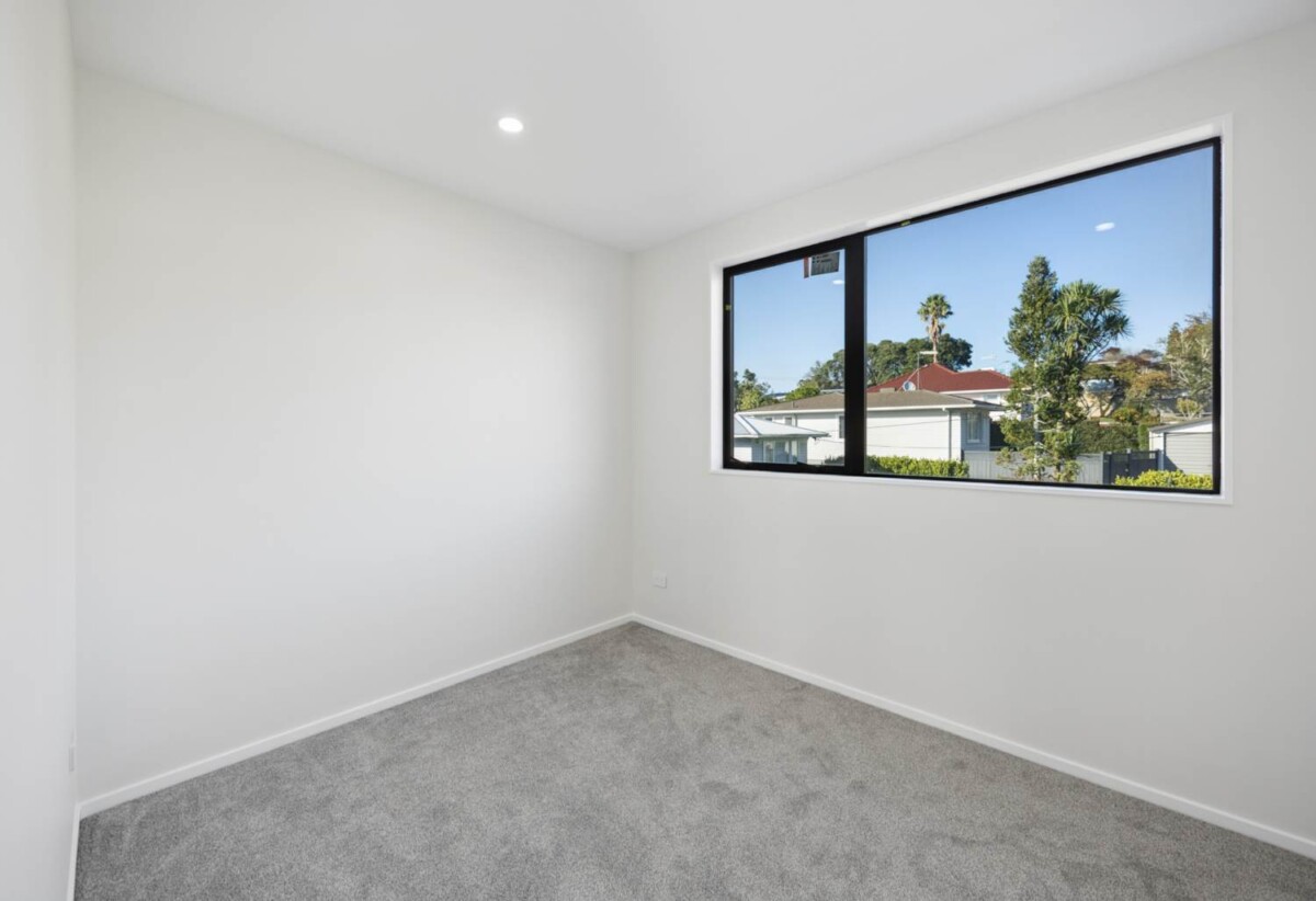 Brandnew 3 beds 2.5 baths home with garage, Within minutes’ drive to Birkenhead Village, Glenfield Mall, Leisure Centre, supermarkets, 0.5 km to Birkdale Intermediate School, 0.6 km to Birkdale Primary School, Lot 1, 67 Salisbury Road, Birkdale, Auckland