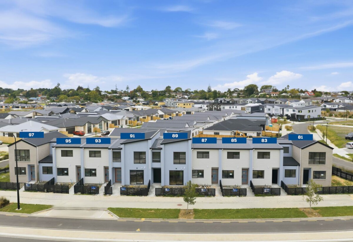 Affordable Parkside Living, Brandnew 2 beds + study room 1 bath home with car park, 0.8 km to Opaheke School, 83 Otuwairoa Esplanade, Papakura, Auckland