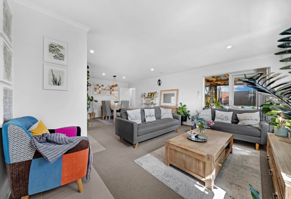 Brick and tile 3 beds 2 baths house with garage on 307m2 section, Expansive covered deck, close to Maukau shopping centre, schools, motorway access, 0.8 km to Wiri Central School and Manurewa High School, 3 Totara Meadows Court, Wiri, Auckland