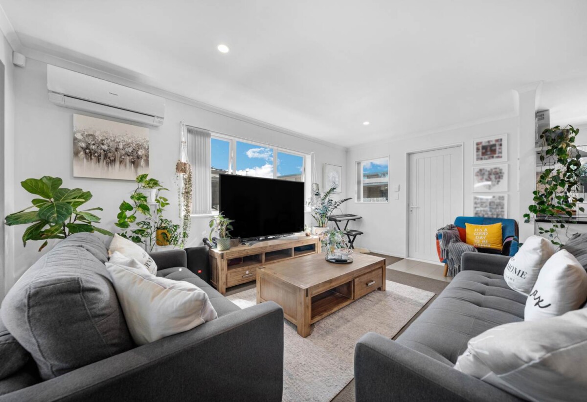 Brick and tile 3 beds 2 baths house with garage on 307m2 section, Expansive covered deck, close to Maukau shopping centre, schools, motorway access, 0.8 km to Wiri Central School and Manurewa High School, 3 Totara Meadows Court, Wiri, Auckland