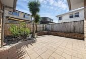 4 beds 3 baths house with double garage on 514m2 section, close to supermarkets, shops, schools, park , tennis club and the Maungakiekie Golf Club, 0.6 km to Halsey Drive School, 22 Oriana Avenue, Lynfield, Auckland