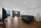 Overseas-bound vendor, 4 beds 3 baths home with double garage, within walking distance to local shops and public transport, close to Westgate and Northwest Shopping Centre. 0.5 km to Whenuapai School, 176 Totara Road, Whenuapai, Auckland