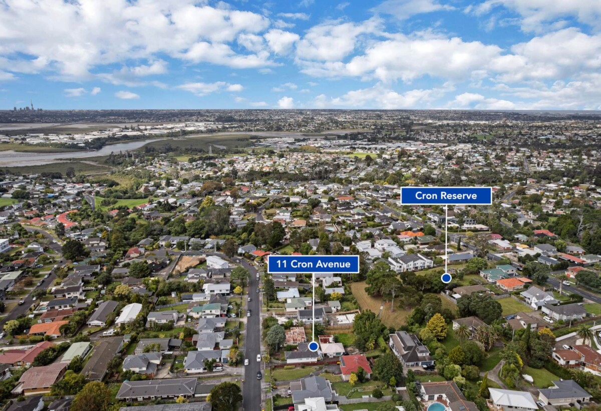 3 beds house + sleepout on 809m2 section, zoned Residential – Terrace Housing and Apartment Building Zone (THAB), Walkable to transport links, shopping malls, parks, and daily amenities, 0.5 km to Tirimoana School, 11 Cron Avenue, Te Atatu South, Auckland