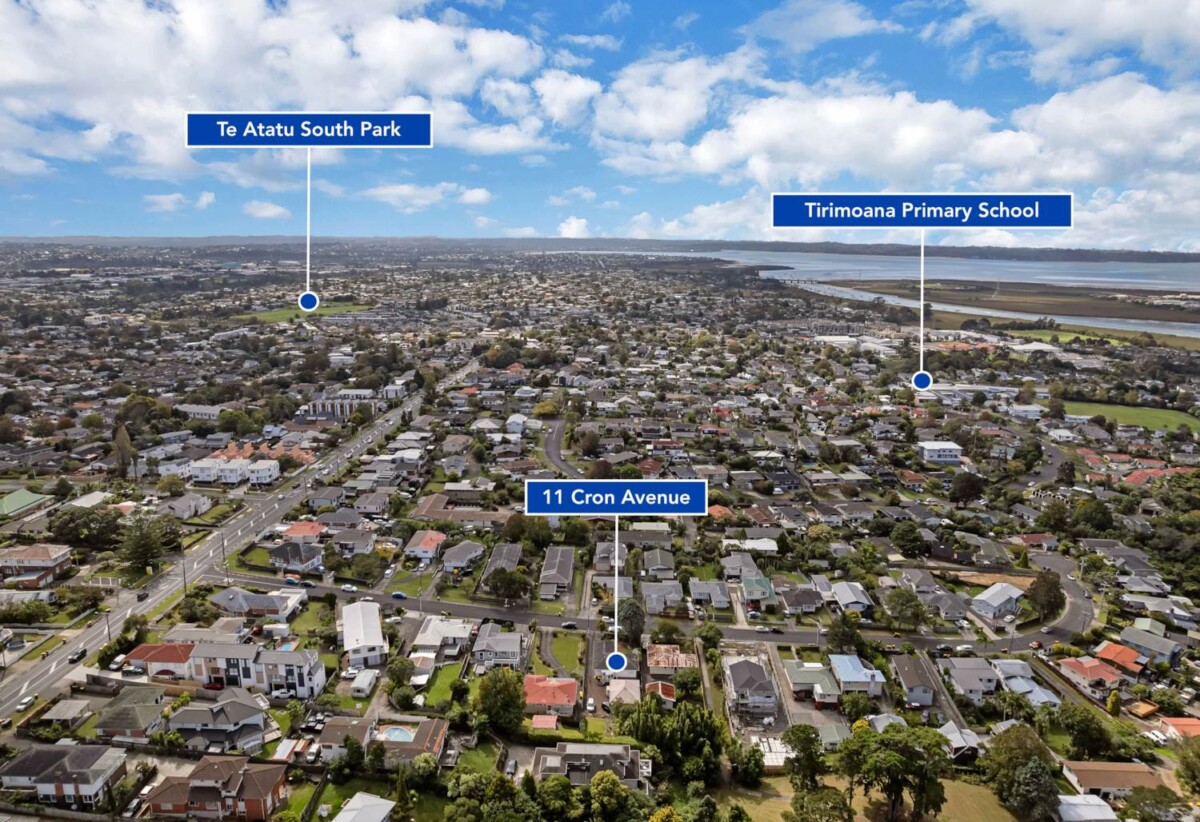 3 beds house + sleepout on 809m2 section, zoned Residential – Terrace Housing and Apartment Building Zone (THAB), Walkable to transport links, shopping malls, parks, and daily amenities, 0.5 km to Tirimoana School, 11 Cron Avenue, Te Atatu South, Auckland