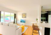 Brick 2 beds 1 bath home with car parks, within Takapuna’s top-tier school zones, and just minutes’ walk to the lakefront of Lake Pupuke, easy reach to Takapuna town centre, 0.4 km to Takapuna School, 2/56A Killarney Street, Takapuna, Auckland