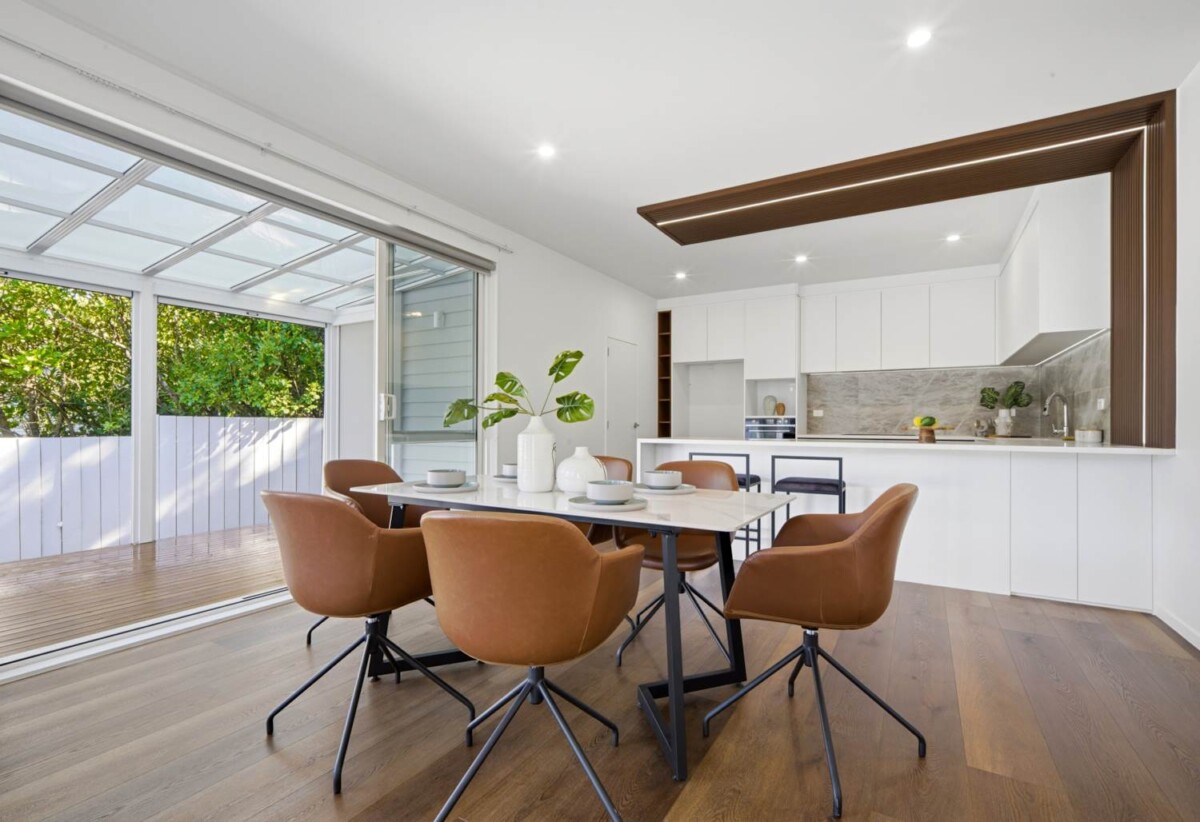 212m2 4 beds 3 baths house with garage, close to schools, shops, beach, 0.5 km to Glamorgan School, 1.3 km to Northcross Intermediate, 1.7 km to Long Bay College, 13a Cottam Grove, Northcross, Auckland