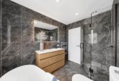 Brandnew 3 beds 2.5 baths house with 2 car parks, Zoned for Whenuapai School, Massey High School, and St Paul’s School (Massey). quick and convenient access to Motorway 16 and 18, and just minutes from Westgate and Northwest shopping centres, 20 Mairehau Street, Westgate, Auckland