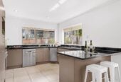 4 beds 3 baths house with double garage on 514m2 section, close to supermarkets, shops, schools, park , tennis club and the Maungakiekie Golf Club, 0.6 km to Halsey Drive School, 22 Oriana Avenue, Lynfield, Auckland