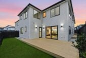 2 kitchens, Brandnew 7 beds ( 7 ensuites) 7.5 baths house with double garage and 2-ensuites granny on 372m2 section, Central Heating system, Central Vacuum system, close to waterfront walkaway, shops, schools, motorway access, 7 Catalina Avenue, Karaka, Auckland