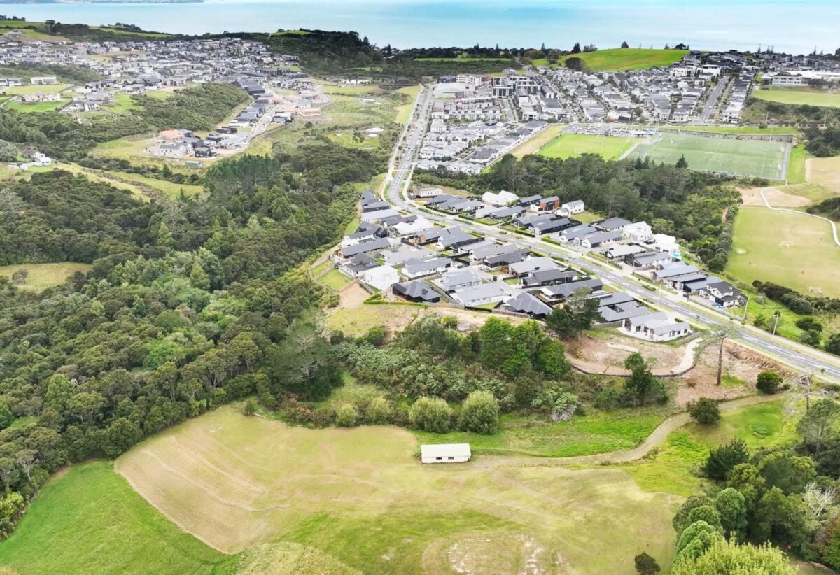 2,439m² section, 0.3 km to Long Bay School, Lot 1/60 Glenvar Ridge Road, Long Bay, Auckland