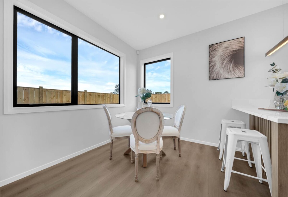 Brandnew 4 beds 2.5 baths house with double garage, close to schools, shops, waterfront walkaway, motorway access, 0.4 km to Mangapikopiko School, 1.7 km to Rosehill College, 4 Kaititiko Road, Karaka, Auckland