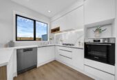 Brandnew 4 beds 2.5 baths house with double garage, close to schools, shops, waterfront walkaway, motorway access, 0.4 km to Mangapikopiko School, 1.7 km to Rosehill College, 4 Kaititiko Road, Karaka, Auckland