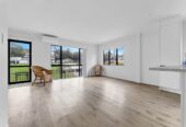 126m2 4 beds 3.5 baths home with 2 car parks, close to schools, shops, supermarkets, seaside reserve, 0.3 km to Manurewa South School. 64D Coxhead Road, Manurewa, Auckland