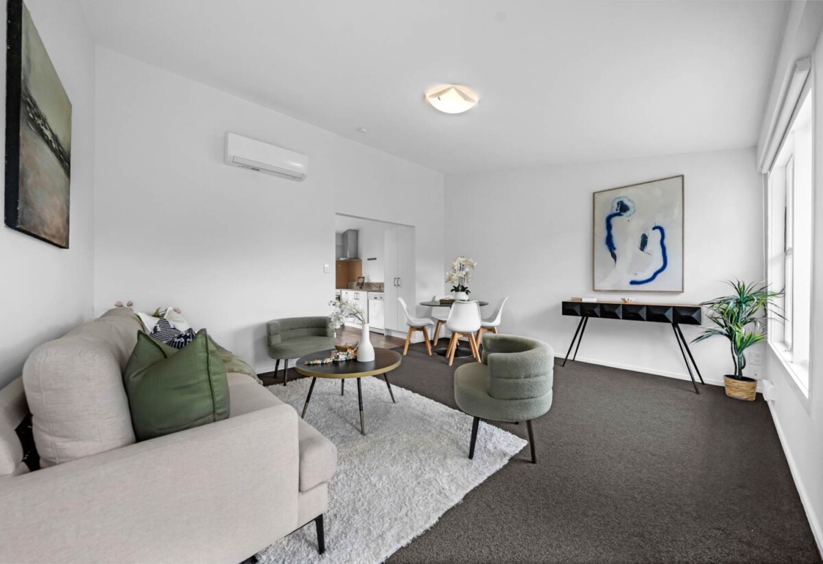 Home and income, Both Renovated, 2 beds 1 bath main home + standalone 1 bed 1 bath second dwelling, Both dwellings are fully Healthy Homes compliant,, close to Otahuhu Train Station and SH1 motorways, 0.2 km to Fairburn School, 3/15 Monterey Avenue, Otahuhu, Auckland