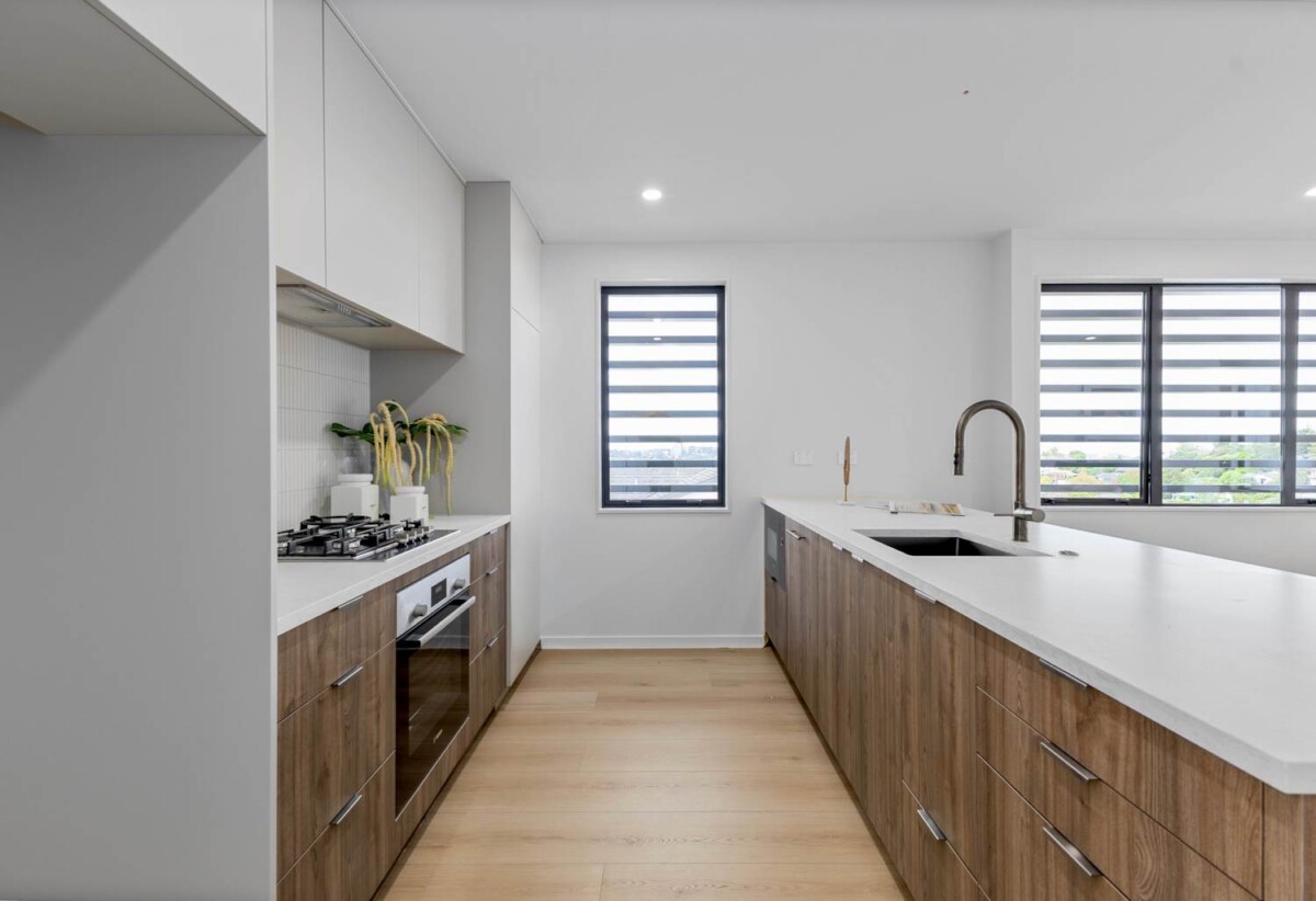 Rangitoto College zone, Brandnew freehold 4 beds 3.5 baths home with garage, close to schools shops, Albany Mall, motorway access, 0.9 km to Pinehill School (Browns Bay), Lot 4/589A East Coast Road, Browns Bay, Auckland