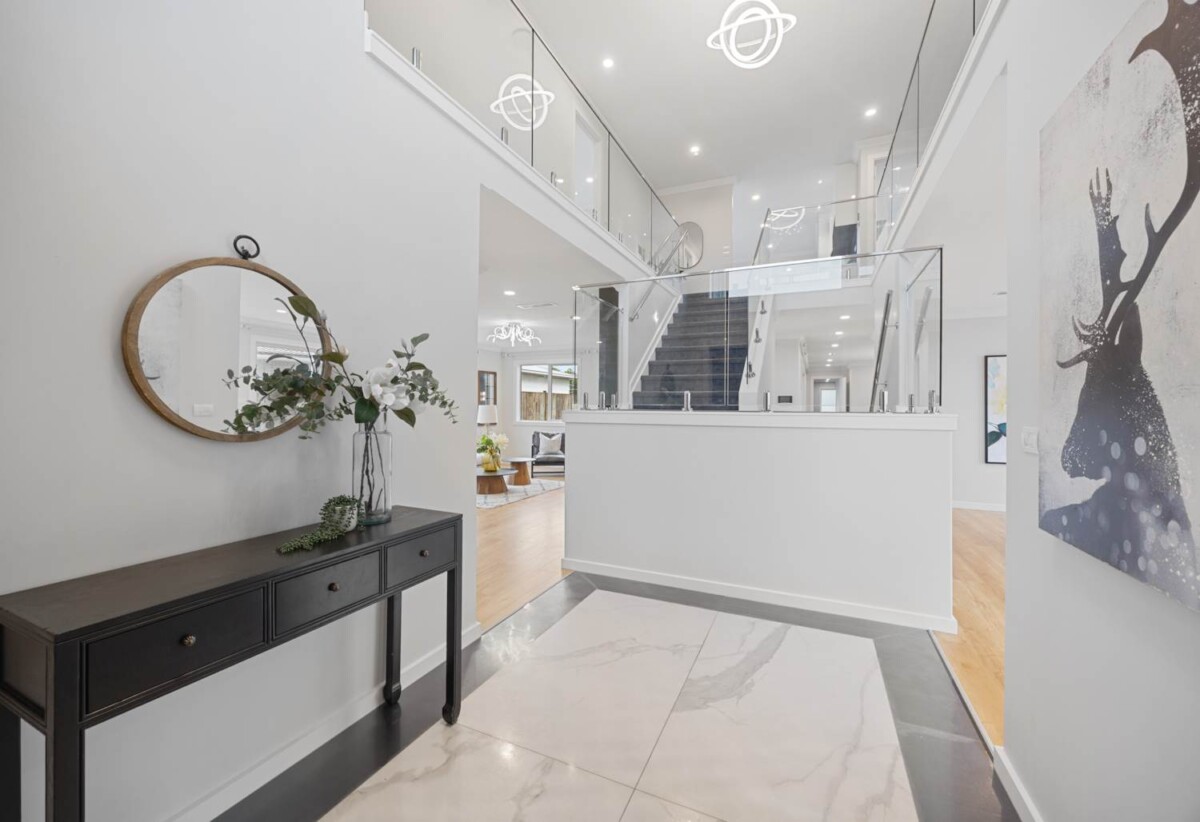 Macleans College, 2 kitchens, 453m2 6 beds ( 6 ensuites) 6.5 baths house with triple garage on 637m2 section, close to schools, beaches, golf club, shopping centre, 0.3 km to Macleans College and Bucklands Beach Intermediate, 0.4 km to Macleans Primary School, 24 Priestley Drive, Bucklands Beach, Auckland