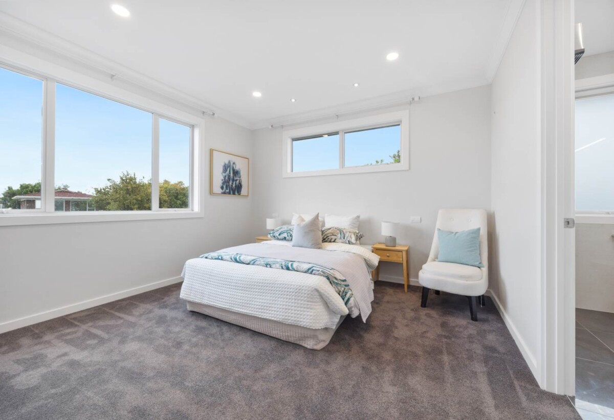 Macleans College, 2 kitchens, 453m2 6 beds ( 6 ensuites) 6.5 baths house with triple garage on 637m2 section, close to schools, beaches, golf club, shopping centre, 0.3 km to Macleans College and Bucklands Beach Intermediate, 0.4 km to Macleans Primary School, 24 Priestley Drive, Bucklands Beach, Auckland