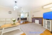 Rangitoto College, 842m2 section, 3 beds 2 baths main home + 2 beds 1 bath minor dwelling, close to schools, Mairangi Bay Beach and Village, 0.6 km to Murrays Bay School, 522 Beach Road, Murrays Bay, Auckland