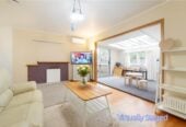 Rangitoto College, 842m2 section, 3 beds 2 baths main home + 2 beds 1 bath minor dwelling, close to schools, Mairangi Bay Beach and Village, 0.6 km to Murrays Bay School, 522 Beach Road, Murrays Bay, Auckland