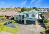 4 beds 3 baths house with double garage on 652m2 section, close to schools, shopping centres, golf club, 0.9 km to Botany Downs School, 117 Millhouse Drive, Northpark, Auckland