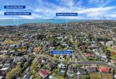 Rangitoto College zone, 4 beds 2 baths house with swimming pool on 684m2 section, 2 beds upstairs and two downstairs, along with two bathrooms, including a semi-ensuite. within walking distance to Browns Bay Beach, shops, and a local kindergarten, 0.6 km to Sherwood School (Auckland), 30 Oaktree Avenue, Browns Bay, Auckland