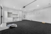 Brandnew 6 beds ( 4 ensuites) 5.5 naths house with double garage, 2-beds granny and Fireplace on 390m2 section, close to schools, shops, motorway access, waterfront walkaway, 0.4 km to Mangapikopiko School, 1.5 km to Rosehill Intermediate, 5 Catalina Avenue, Rosehill, Auckland
