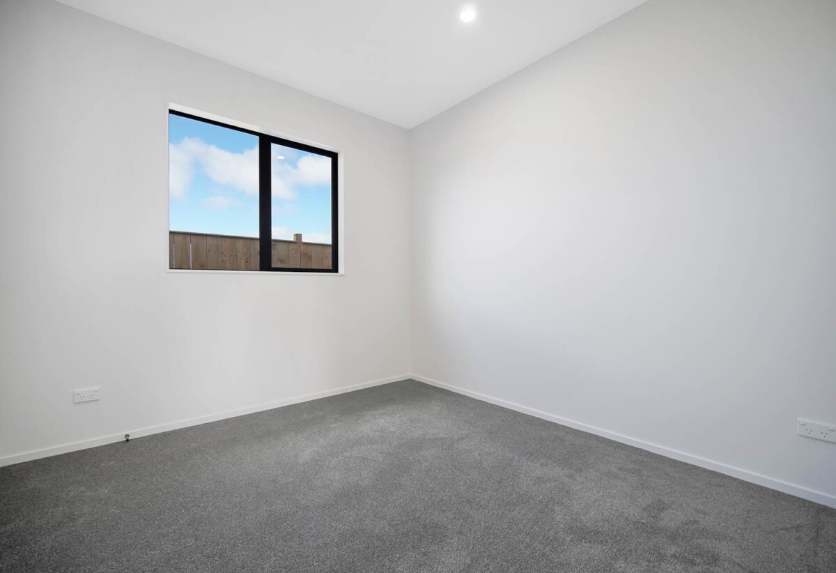 132m2 Brandnew 4 beds 2 baths house with garage on 267m2 section, close to shops, schools, motorway access, 0.6 km to Ngakoroa School, 2.7 km to Rosehill College, 24 Hari Road, Karaka, Auckland