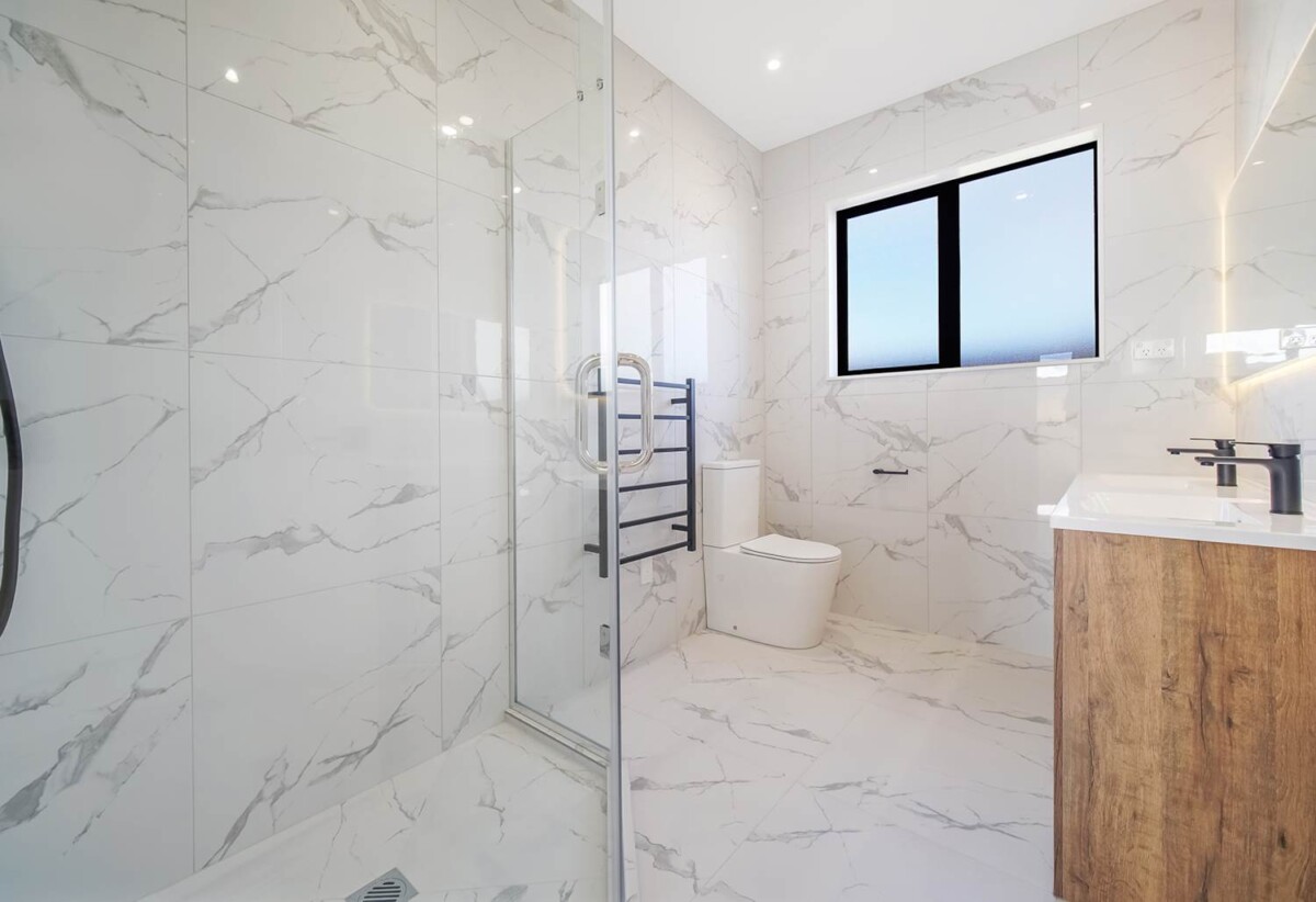 132m2 Brandnew 4 beds 2 baths house with garage on 267m2 section, close to shops, schools, motorway access, 0.6 km to Ngakoroa School, 2.7 km to Rosehill College, 24 Hari Road, Karaka, Auckland