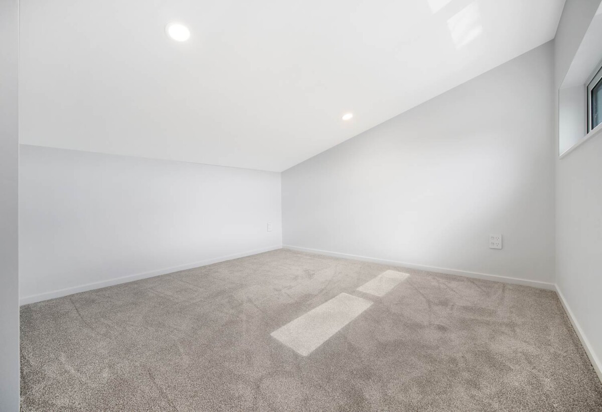 126m2 Brandnew 3 beds 2 baths house with garage and Attic/ Loft on 208m2 section, close to shops, schools, motorway access, waterfront walkaway, 1.2 km to Ngakoroa School, 2.7 km to Rosehill College, 24 Te Taiheke Road, Karaka, Auckland