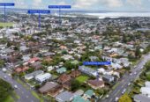 Home and income, 657m2 section, upstairs 3 beds 1 bath kiitchen and lounge, downstairs 2 beds + large flexi room 1.5 baths kitchen and lounge, easy motorway access. Only a leisurely walk to Mt Albert Pak’n Save, local cafés, 0.8 km to Avondale Primary School (Auckland), 77 Bollard Avenue, New Windsor, Auckland
