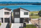 Sea views, 168m2 Brandnew 4 beds 3.5 baths house with garage, Central air conditioning, minutes’ walk to the waterfront, Near motorway access, bus stops, supermarkets and local amenities, schools, Zoned for top local schools: Scott Point School , Hobsonville Point Primary & Hobsonville Point Secondary School. 54 Picnic Point Road, Hobsonville, Auckland