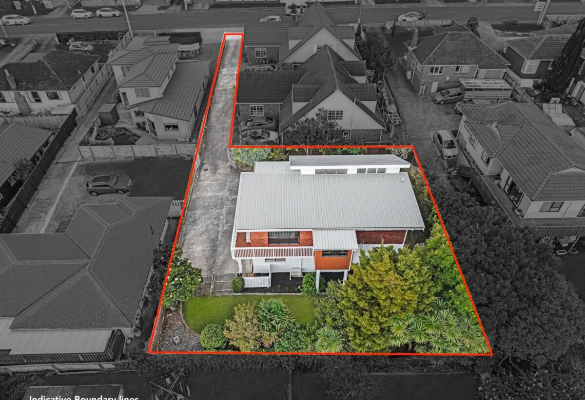 Home and income, solid brick and concrete block home, upstairs 2 beds + large sunroom 1 bath kitchen and lounge, downstairs 2 beds + large utility room 1 bath kitchen and lounge, close to motorway access, schools, supermarkets, 0.9 km to New Windsor School, 363C Richardson Road, Mt Roskill, Auckland