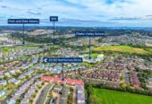 Rangitoto College zone, 3 beds 1.5 baths home with garage, Minutes from the Albany Mega Centre, Westfield Mall, motorway access, schools, 0.5 km to Oteha Valley School and Northcross Intermediate, 21/22 Northcross drive, Oteha, Auckland