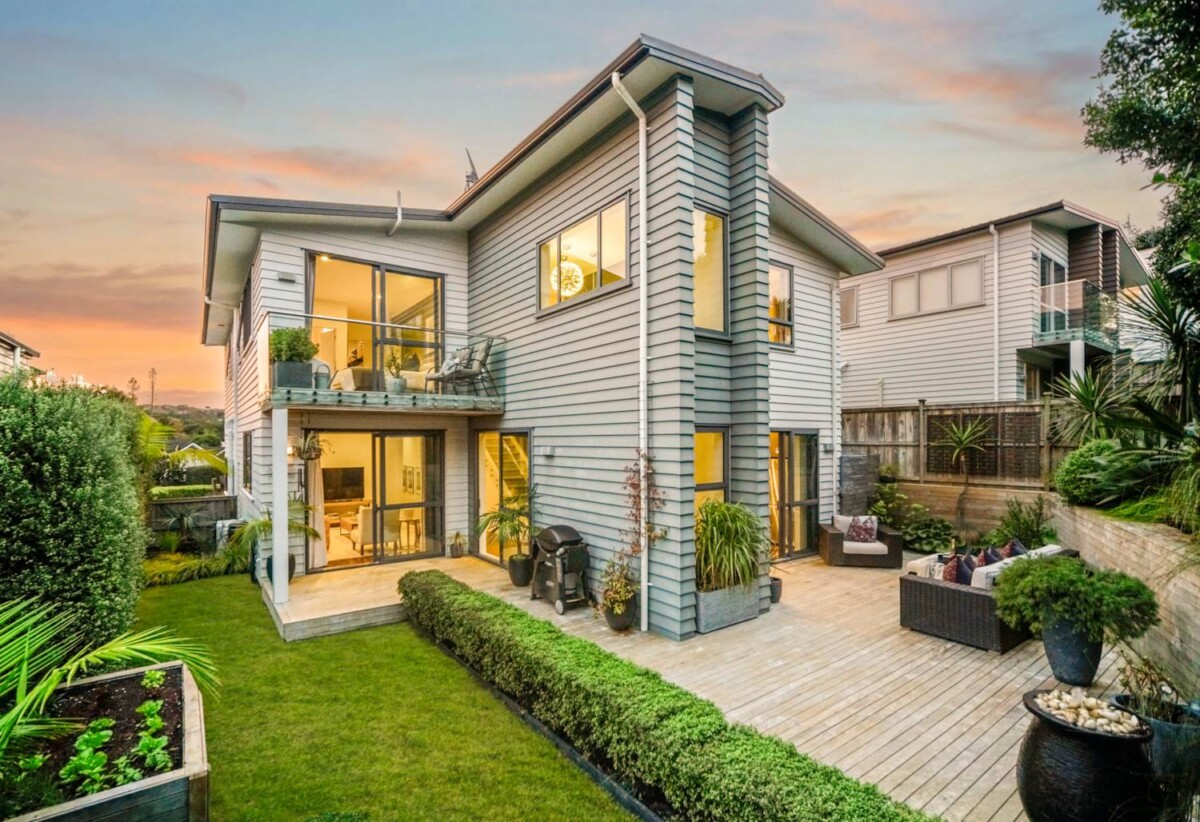 5 beds (3 ensuites) 4.5 baths house with double garage on 460m2 section, a short stroll to Long Bay Village dining, retail, and top-tier schooling at Long Bay Primary and College, beach, 8 Carex Way, Long Bay, Auckland