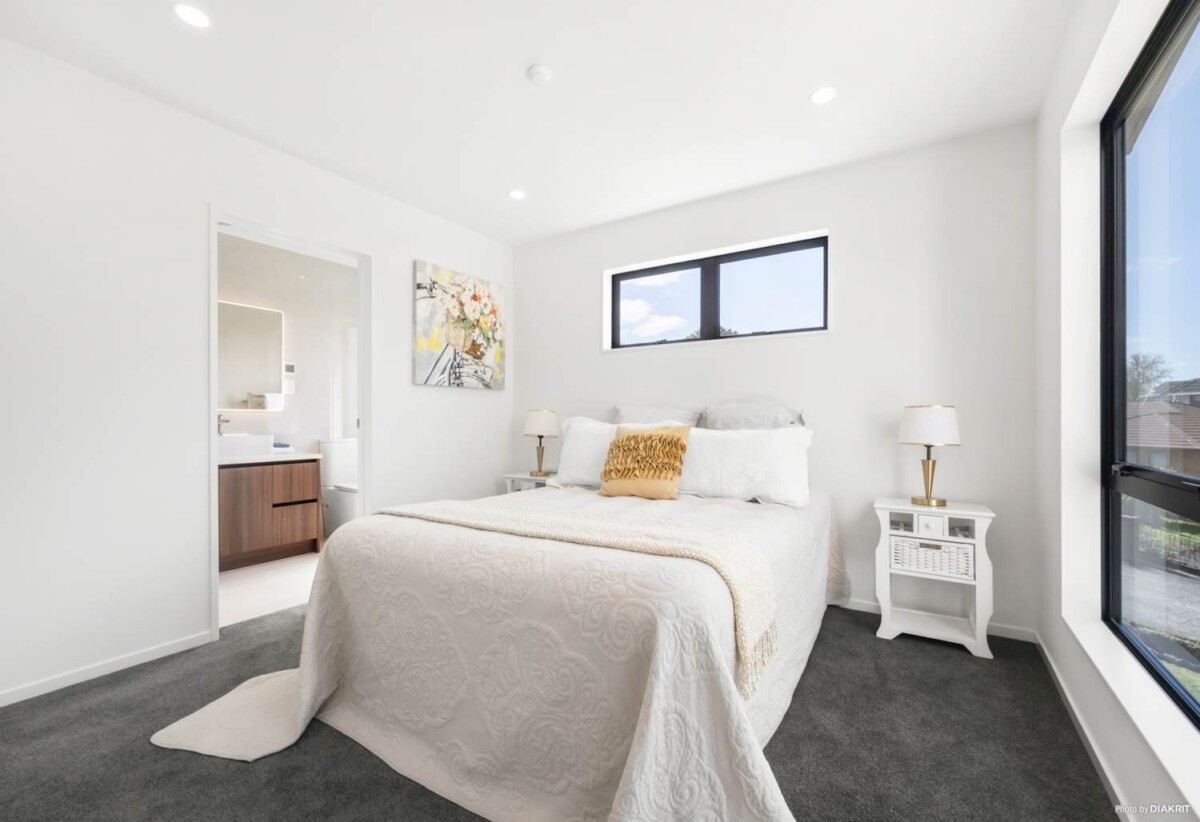 Macleans College zone, Brandnew standalone 4 beds 2.5 baths home with garage, 0.8 km to Bucklands Beach Intermediate, 1.1 km to Macleans College, 11C Mimosa Place, Half Moon Bay, Auckland