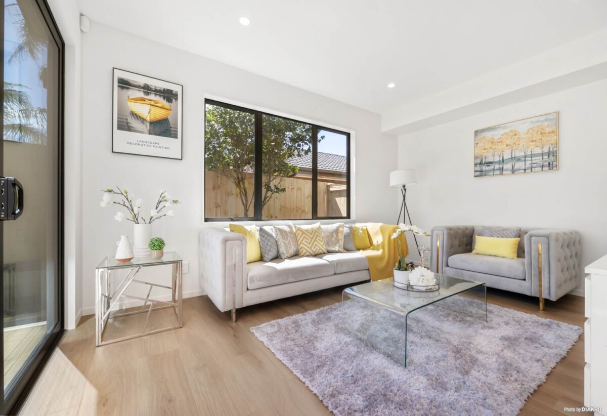 Macleans College zone, Brandnew standalone 4 beds 2.5 baths home with garage, 0.8 km to Bucklands Beach Intermediate, 1.1 km to Macleans College, 11C Mimosa Place, Half Moon Bay, Auckland