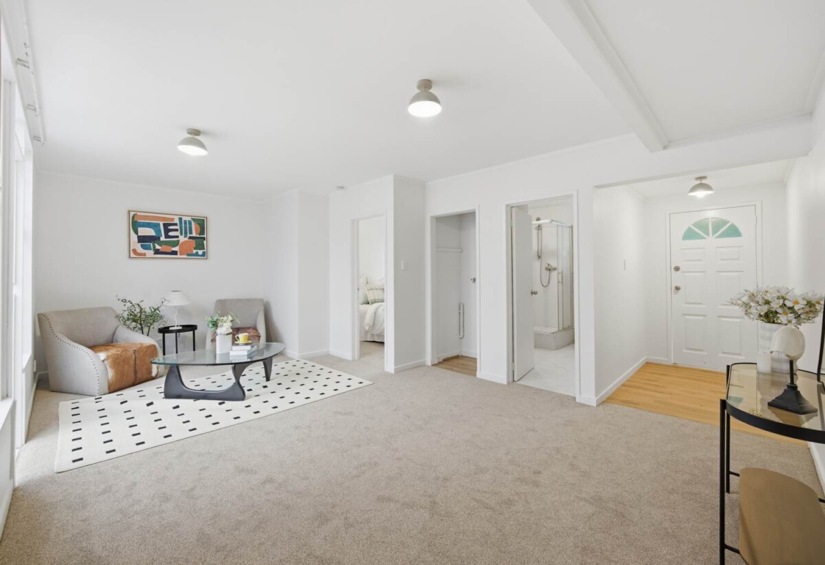 Renovated 4 beds 2 baths house with car port and car parks, close to shops, schools, parks, motorway access, 0.3 km to Owairaka District School, 37A Range View Road, Mt Albert, Auckland