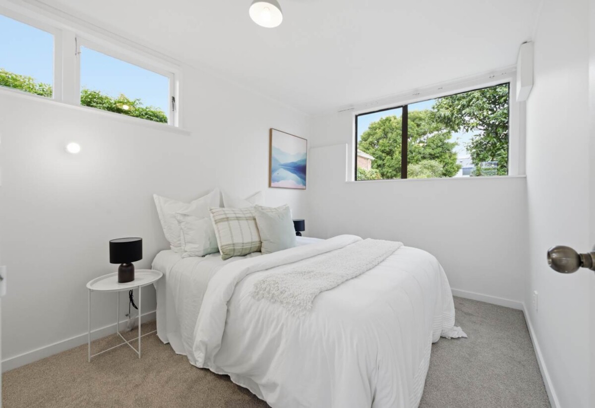 Renovated 4 beds 2 baths house with car port and car parks, close to shops, schools, parks, motorway access, 0.3 km to Owairaka District School, 37A Range View Road, Mt Albert, Auckland
