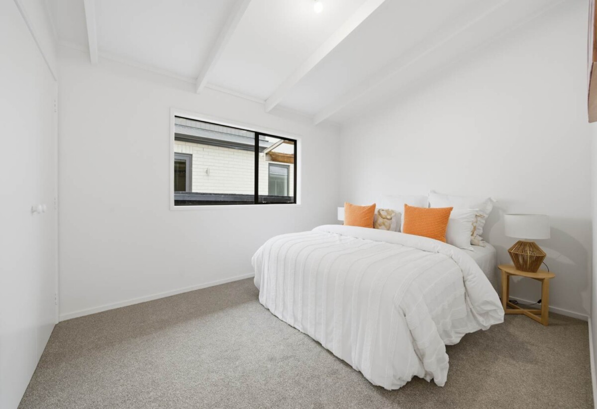 Renovated 4 beds 2 baths house with car port and car parks, close to shops, schools, parks, motorway access, 0.3 km to Owairaka District School, 37A Range View Road, Mt Albert, Auckland
