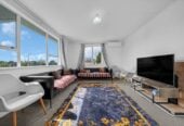 Mt Roskill Grammar zone, 3 beds 1 bath house with standalone garage on 895m2 section, Ground-floor rumpus with exterior access – home office or studio ready, close to schools, shops, motorway access, 0.6 km to Hay Park School, 9 Morrie Laing Avenue, Mt Roskill, Auckland