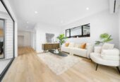 Brandnew 3 beds 2.5 baths house with garage on 195m2 section, Zoned for the popular Farm Cove Intermediate and Pakuranga College, close to schools, shops, shopping centre, 0.6 km to Elm Park School, Lot 2, 29 Hope Farm Avenue, Pakuranga Heights, Auckland