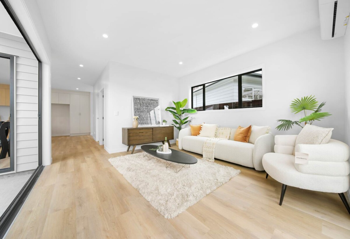Brandnew 3 beds 2.5 baths house with garage on 195m2 section, Zoned for the popular Farm Cove Intermediate and Pakuranga College, close to schools, shops, shopping centre, 0.6 km to Elm Park School, Lot 2, 29 Hope Farm Avenue, Pakuranga Heights, Auckland