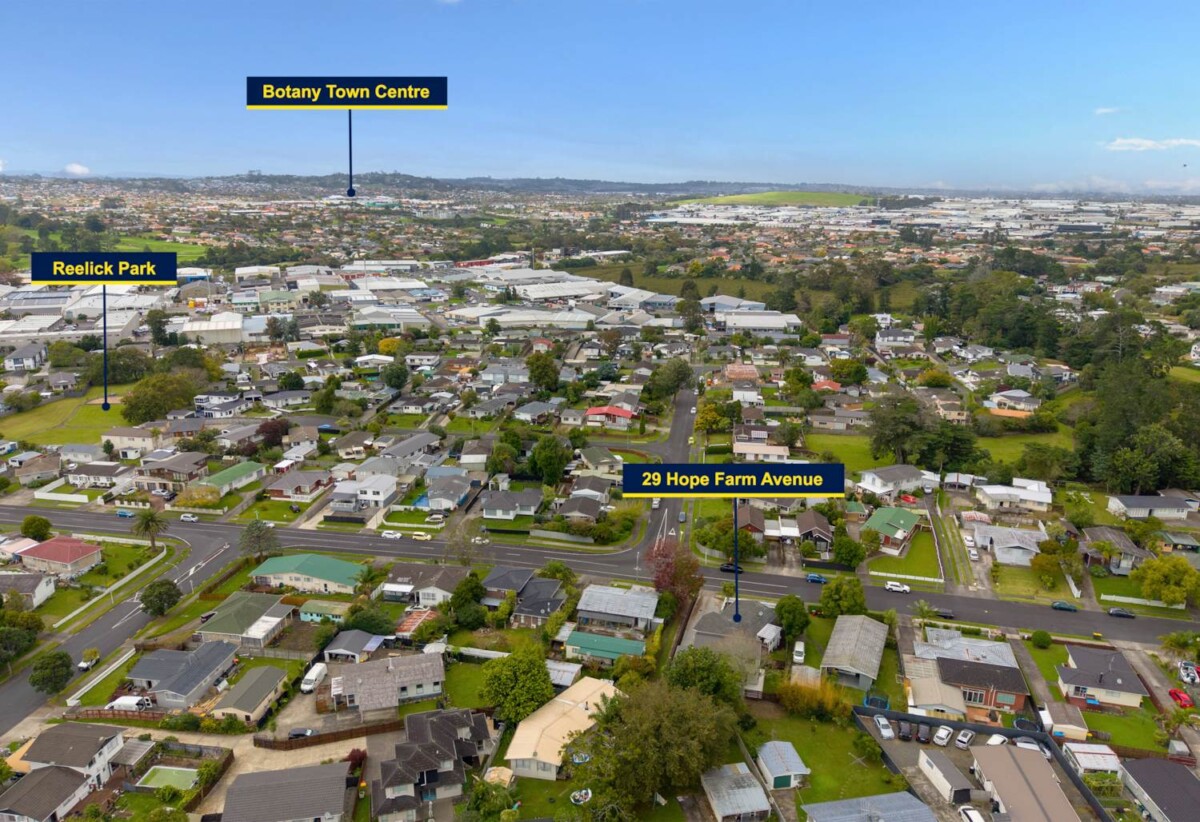 Brandnew 3 beds 2.5 baths house with garage on 195m2 section, Zoned for the popular Farm Cove Intermediate and Pakuranga College, close to schools, shops, shopping centre, 0.6 km to Elm Park School, Lot 2, 29 Hope Farm Avenue, Pakuranga Heights, Auckland
