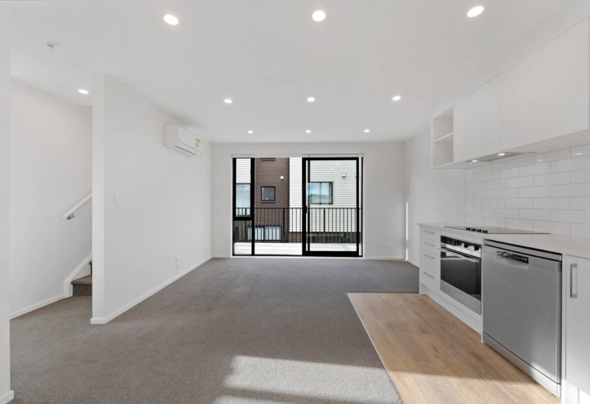 3 beds 2 baths home with garage and backyard, A three-minute walk to the Fruitvale Train Station and bus stops, A five-minute drive to Lynn Mall, 0.7 km to Fruitvale Road School, 10/1 Fruitvale Road, New Lynn, Auckland