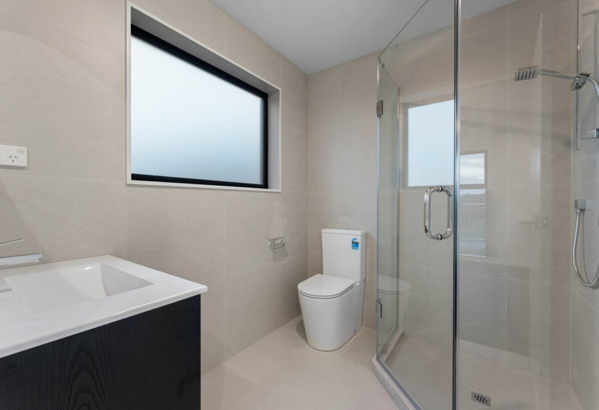 Brandnew 4 beds 3 baths house with garage, 1 bed 1 bath ground floor, minutes from Westgate and Northwest shopping centres, Costco, local schools, parks, and motorway access, 5b Neinei Street, Westgate, Auckland