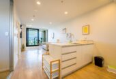 Auckland Girls’ Grammar School zone, Freehold 2 beds 1 bath 1 car park apartment, approx. 52sqm + balcony, Residents enjoy access to a heated indoor pool, sauna and secure facilities, all within easy reach of Victoria Park, Ponsonby and the city, 0.5 km to Auckland Girls’ Grammar School, 1302/15 Union Street, City Centre, Auckland