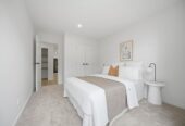 Standalone 3 beds 2.5 baths house with garage, Just a short walk to Long Bay Village Centre, beach, 0.9 km to Long Bay College, 4 Tikati Rise, Long Bay, Auckland