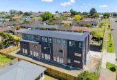 Brandnew freehold 3 beds (3 ensuites) 3.5 baths home with garage, 1 ensuite ground floor, walks to Panmure town centre, beach, Pamure Yacht and boating club, 0.4 km to Panmure Bridge School, Lot 2, 25 Kings Road, Panmure, Auckland