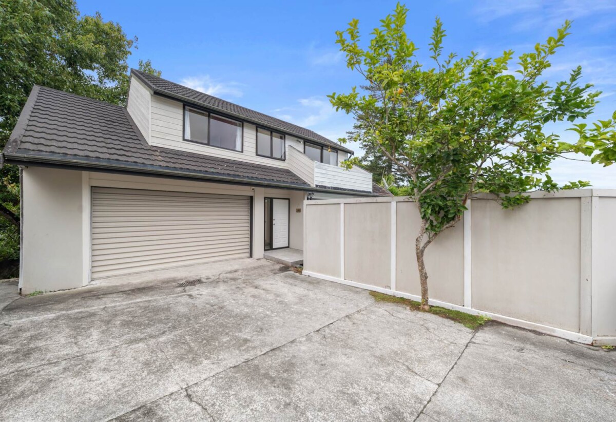 The rear section (68B) on a separate title for future development, 3 beds + office 2 baths house with double garage and in-ground pool, just moments from the lush green spaces of Madills Farm, the scenic waterfront, zoned for highly regarded Kohimarama Primary School and Glendowie College, 68A & 68B Sayegh Street, St Heliers, Auckland