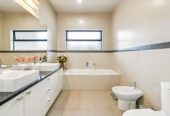 Next to Reserve and Short Cut to Albany Oak, 5 beds 3 baths house on 561m2 section, moments to Albany Mall, golf club, schools, 0.8 km to Albany Junior High School, 15 Aberley Road, Albany, Auckland
